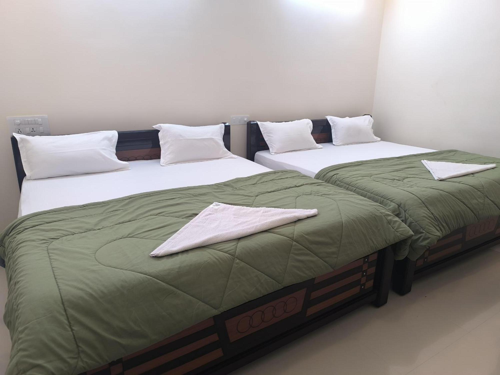 Hotel Vishnu Grand Tirupati Exterior foto